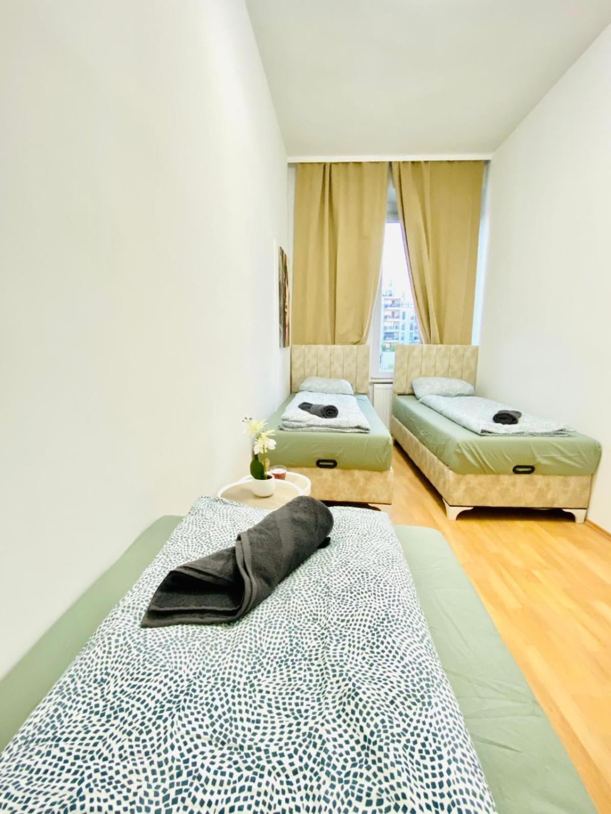Bright 5Br Shared Apartment W Great Transport Link Wien Exteriör bild