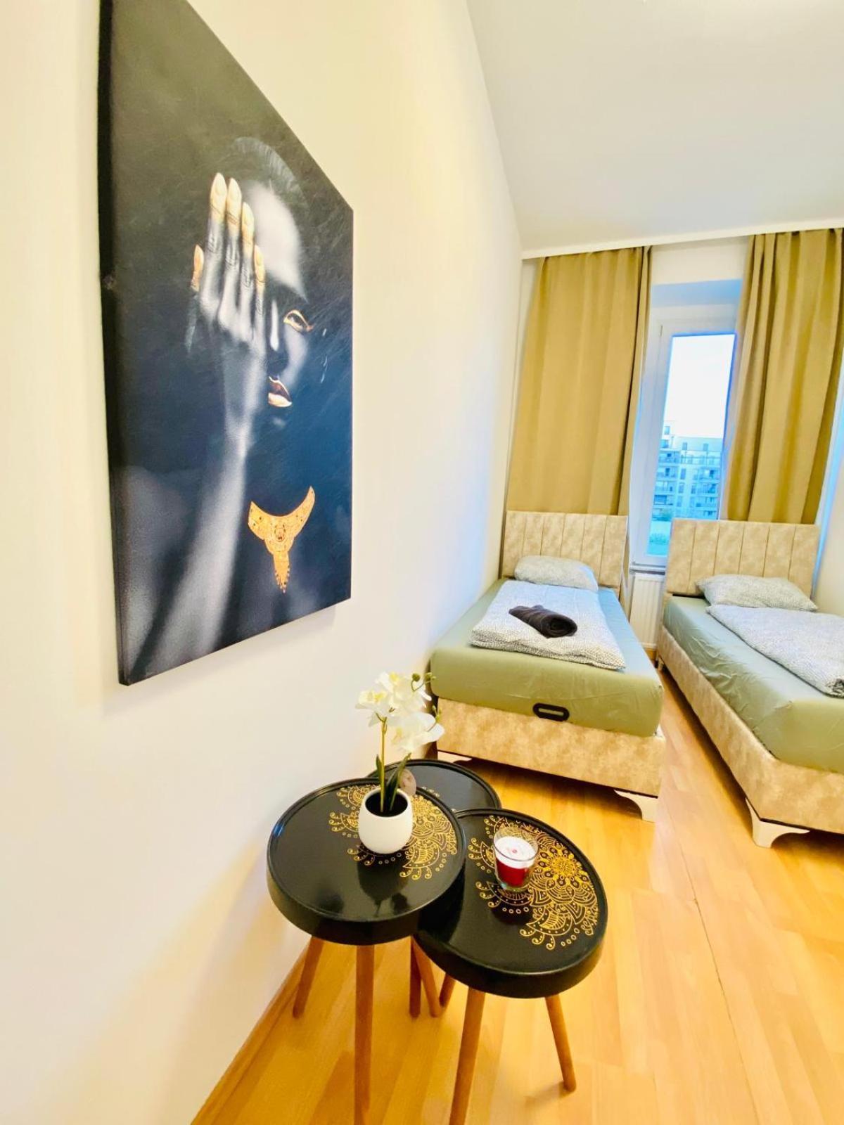 Bright 5Br Shared Apartment W Great Transport Link Wien Exteriör bild