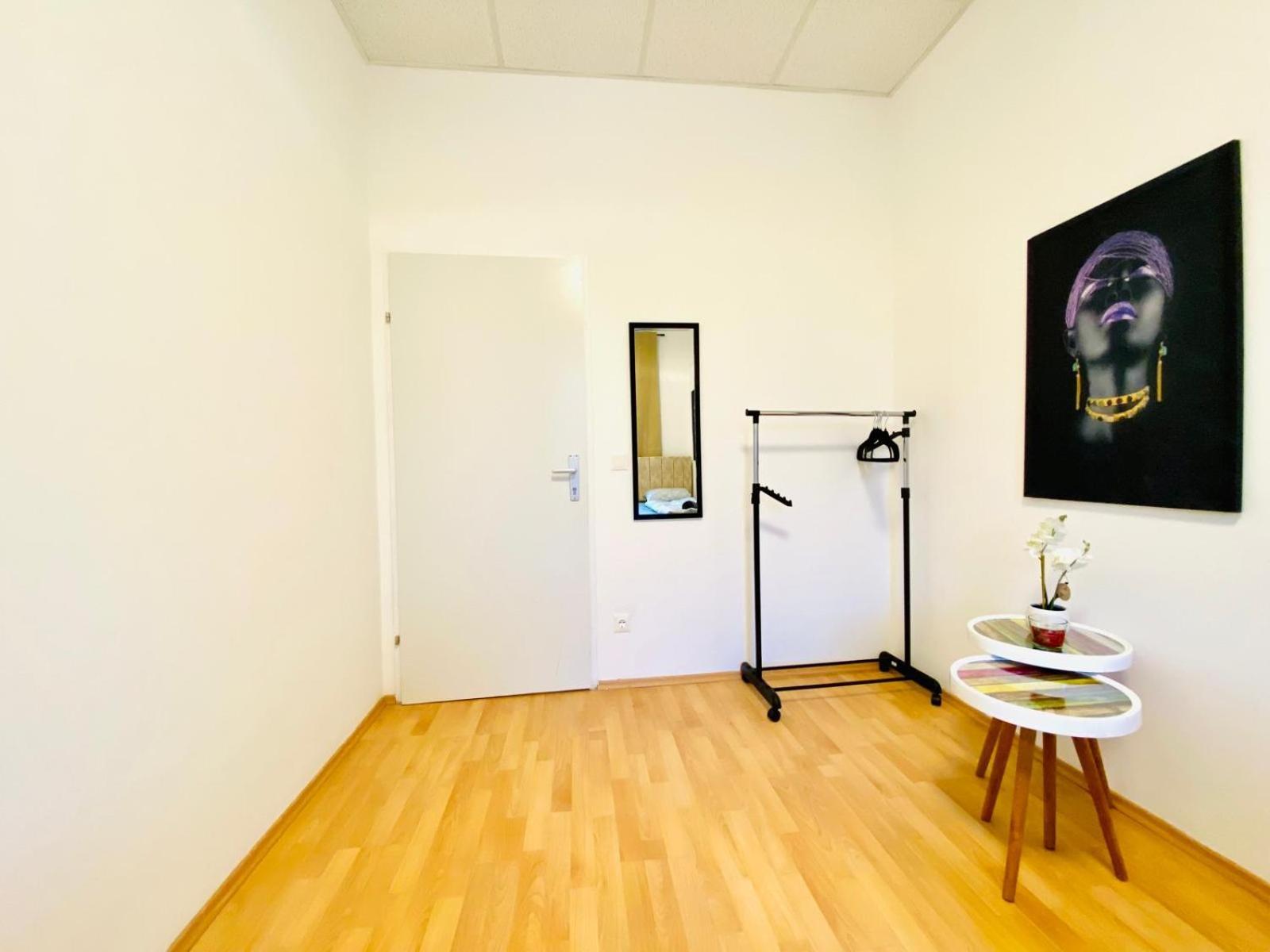 Bright 5Br Shared Apartment W Great Transport Link Wien Exteriör bild