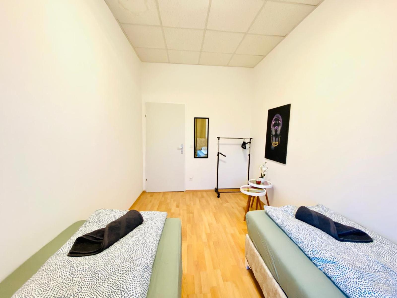 Bright 5Br Shared Apartment W Great Transport Link Wien Exteriör bild