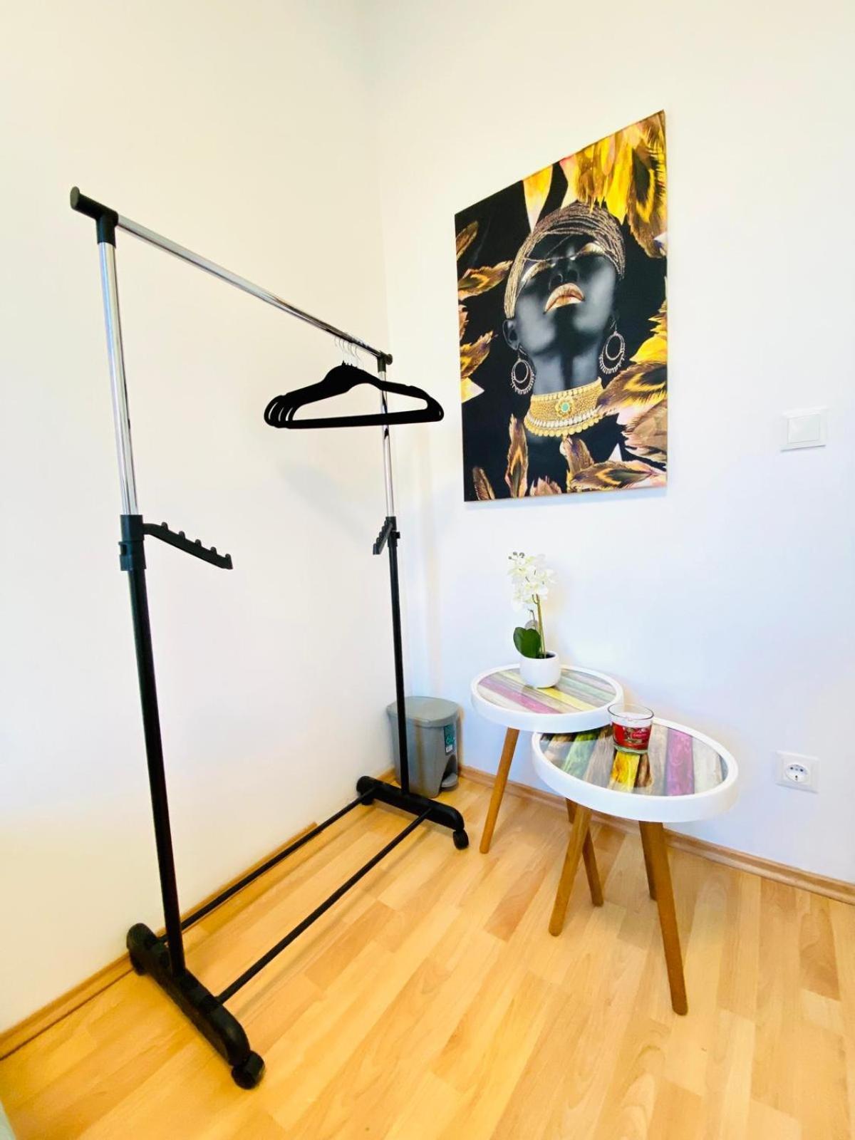 Bright 5Br Shared Apartment W Great Transport Link Wien Exteriör bild