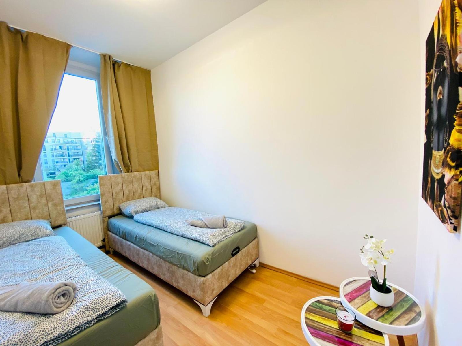 Bright 5Br Shared Apartment W Great Transport Link Wien Exteriör bild